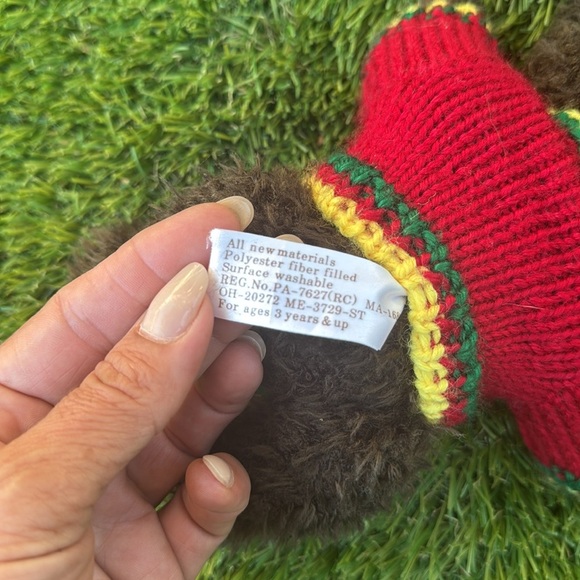 Hugfun International Scruffy Fur Teddy Bear with a knitted sweater - Picture 5 of 6